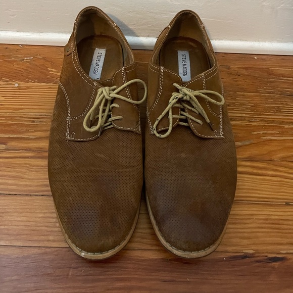 Men’s Steve Madden dress shoes. Tan in color. Size 13. - Picture 2 of 2